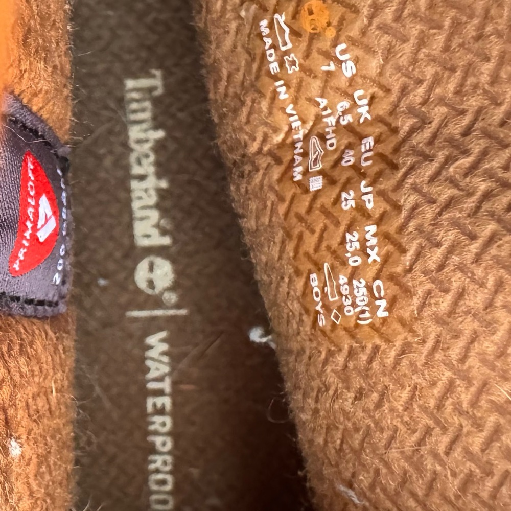 Timberland Boots - Picture 6 of 6